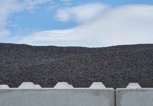 Composition avec granulats